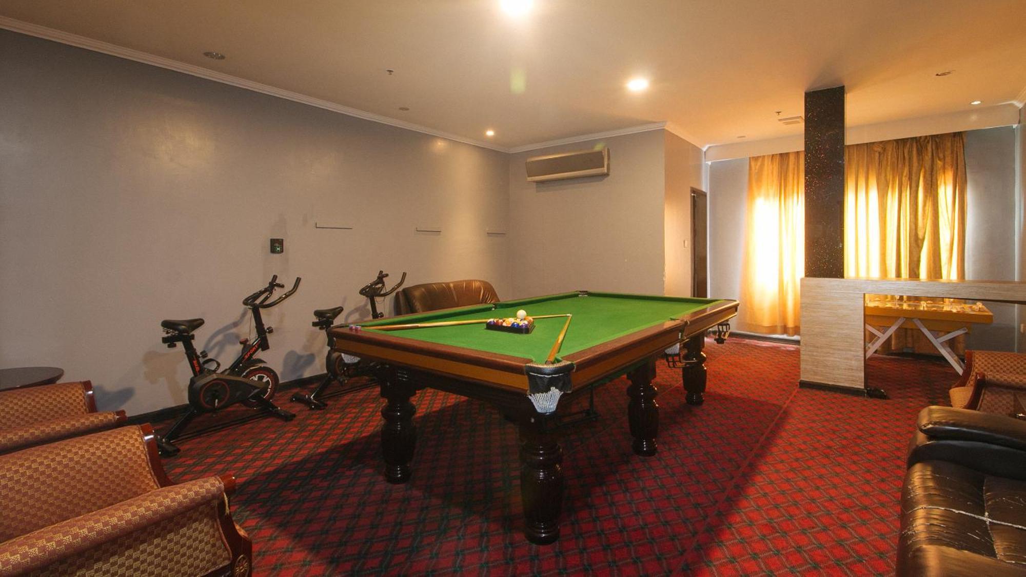 Reddoorz Premium At Jjimjbang Hotel Spa 마닐라 외부 사진