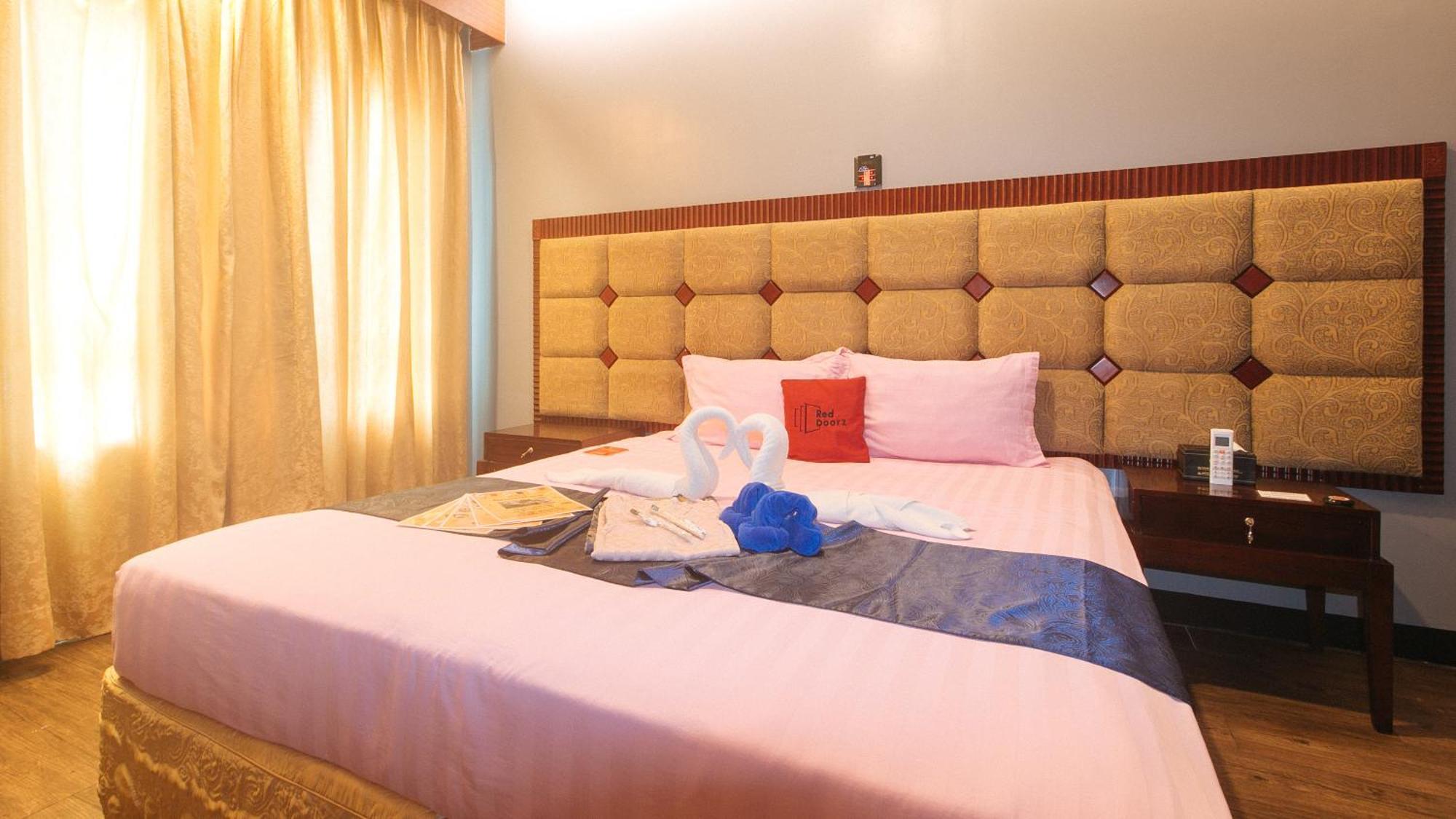 Reddoorz Premium At Jjimjbang Hotel Spa 마닐라 외부 사진