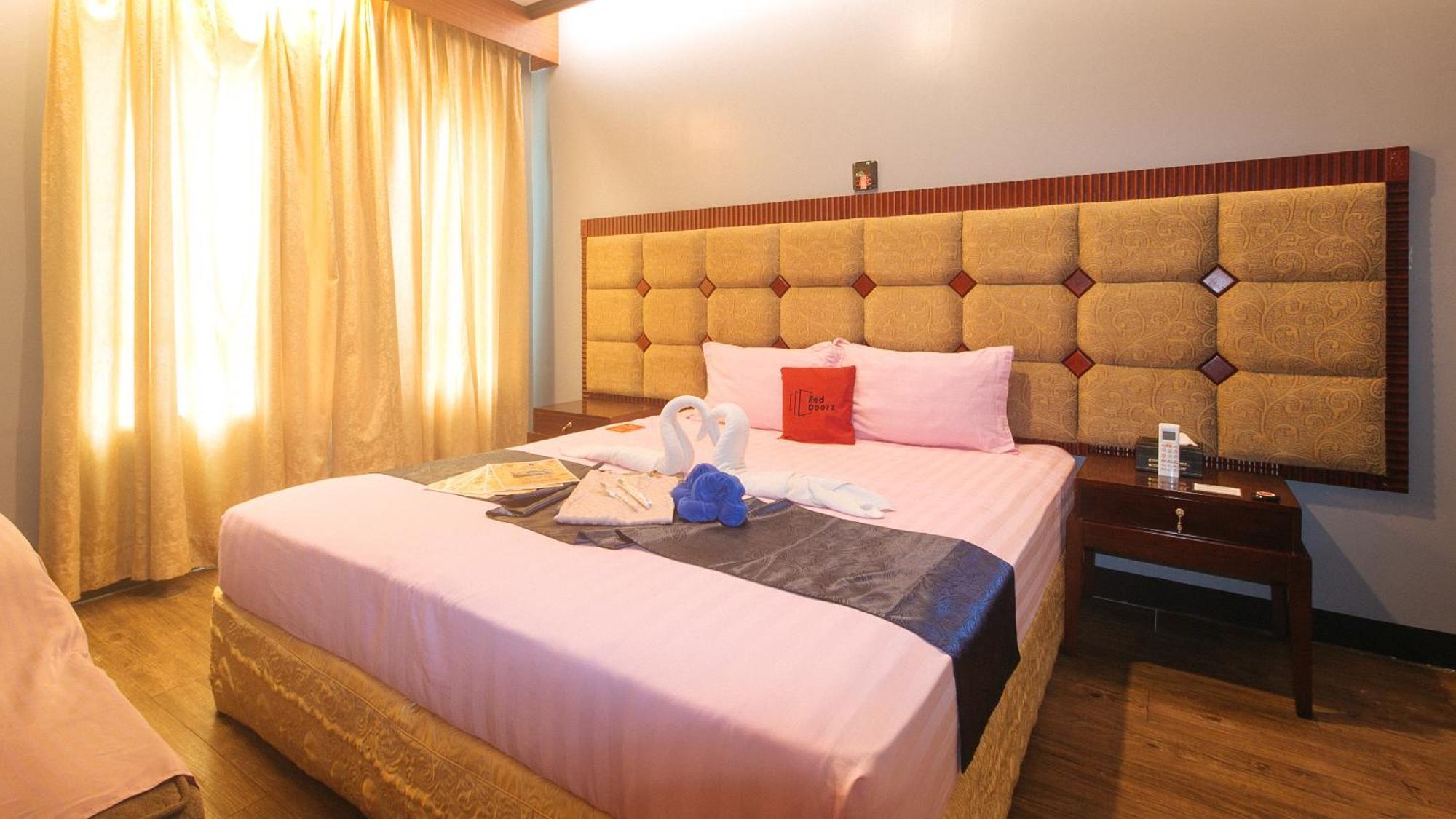 Reddoorz Premium At Jjimjbang Hotel Spa 마닐라 외부 사진