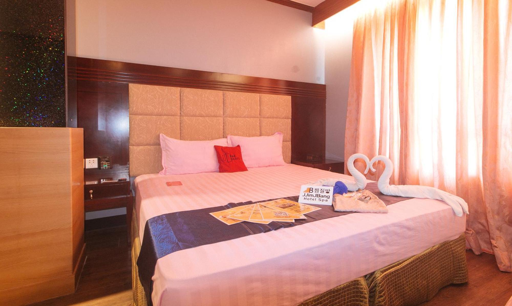 Reddoorz Premium At Jjimjbang Hotel Spa 마닐라 외부 사진